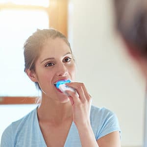 Con il passare degli anni, i miei denti si sono ingialliti…Poi ho provato InLumina Kit!